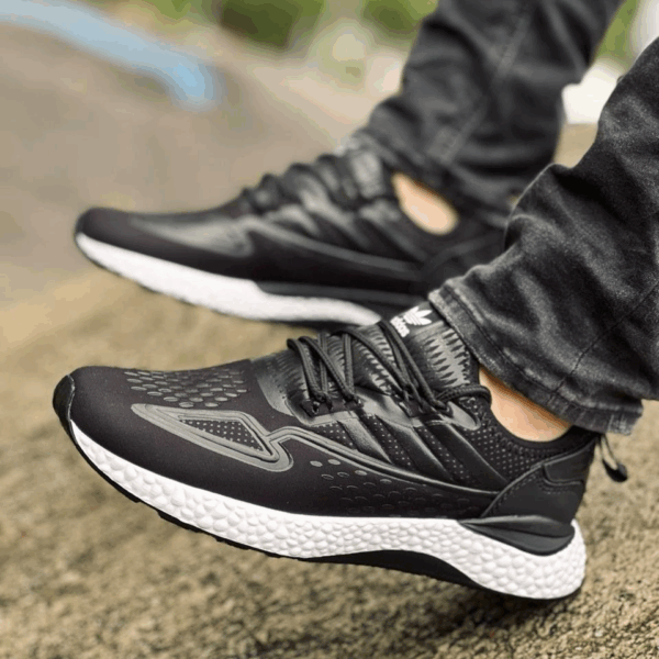 ADIDAS ZX ULTRABOOST - Imagen 4